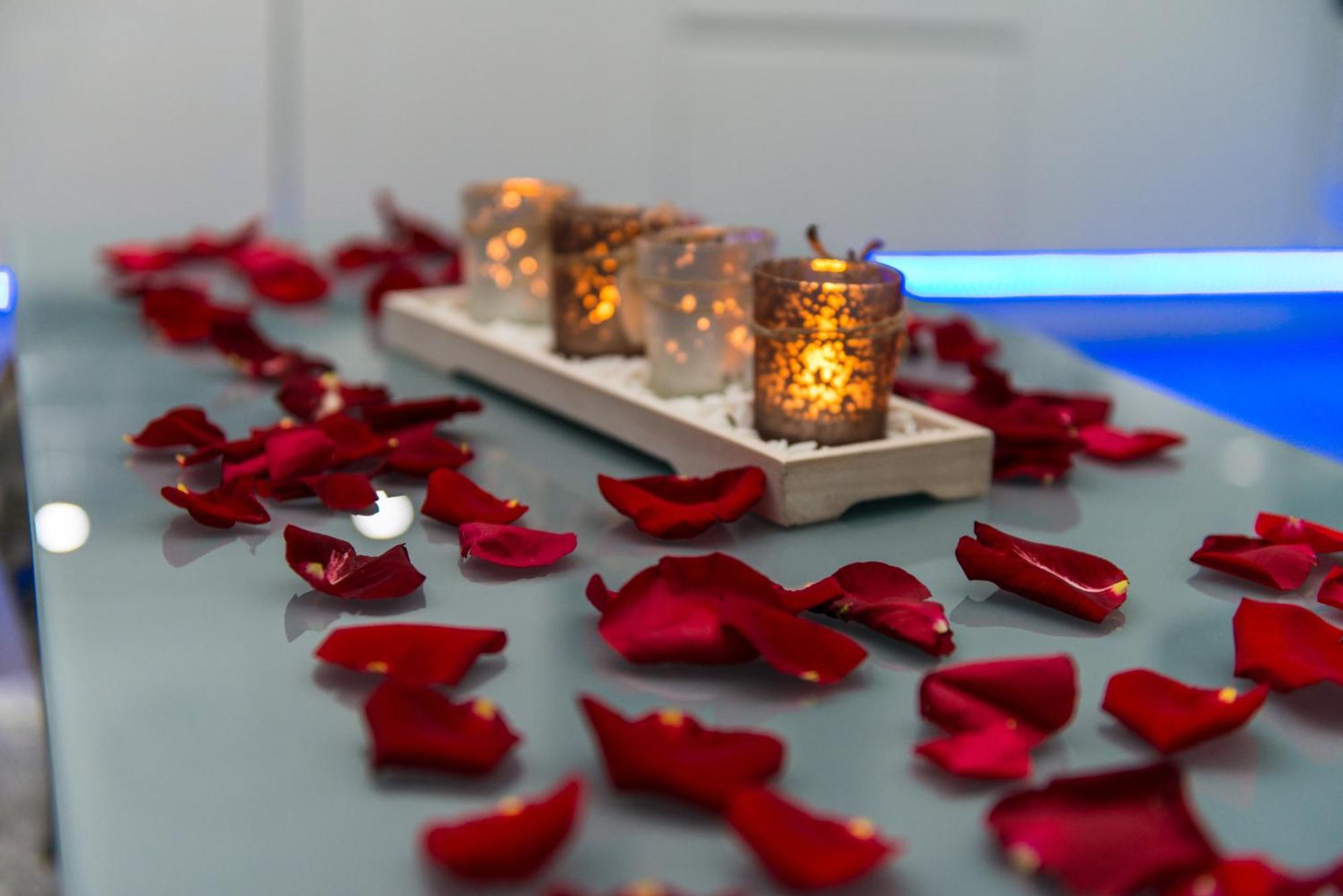 Aphrodite Suites Huddersfield Chambre photo